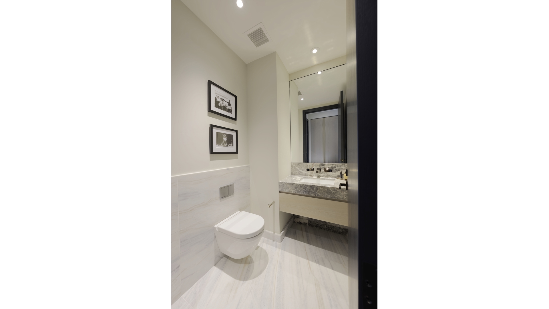 125 Greenwich Street 25C Financial District New York NY 10006