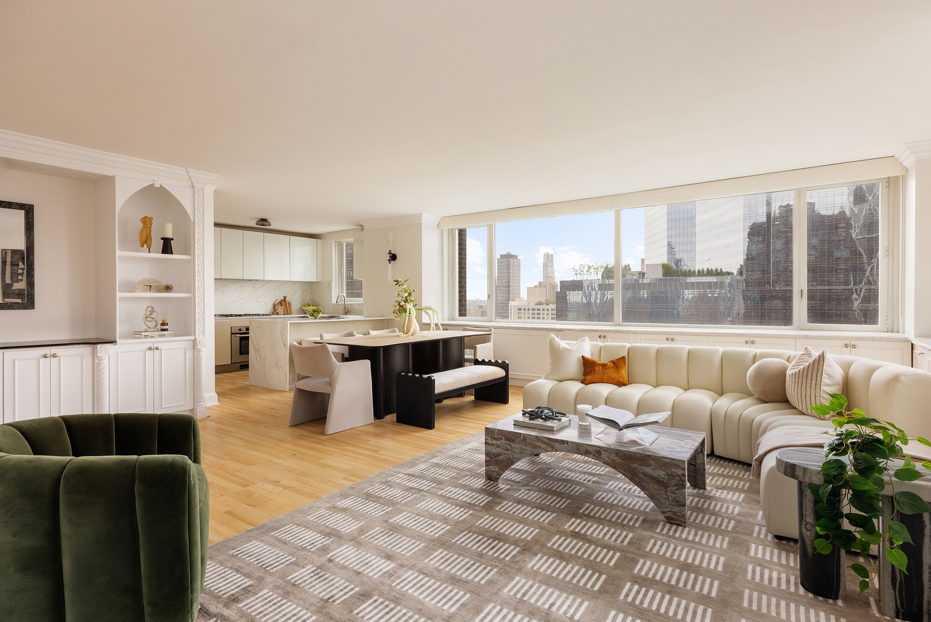 322 West 57th Street 44K2 Clinton New York NY 10019