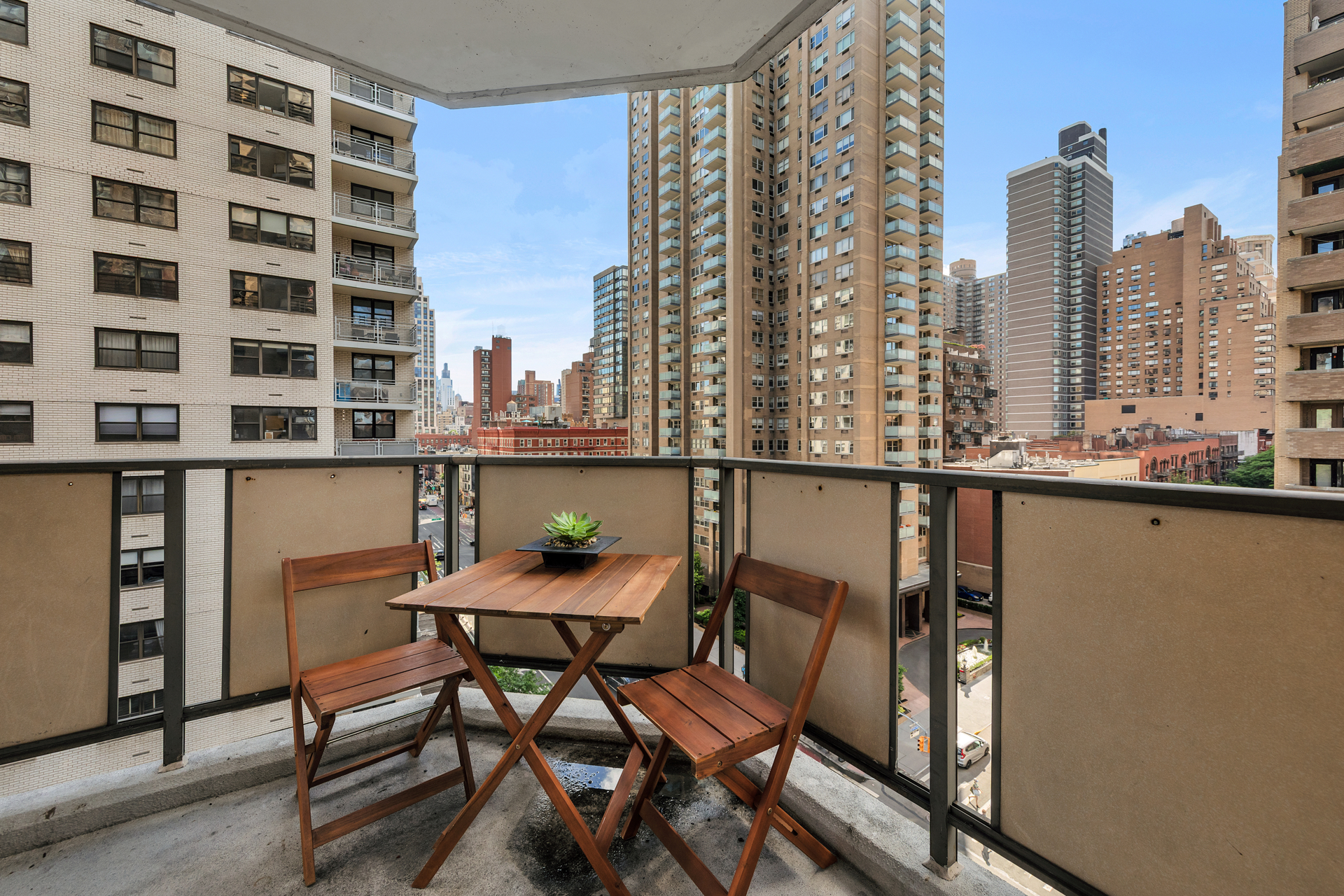 301 East 87th Street 9D Upper East Side New York NY 10128