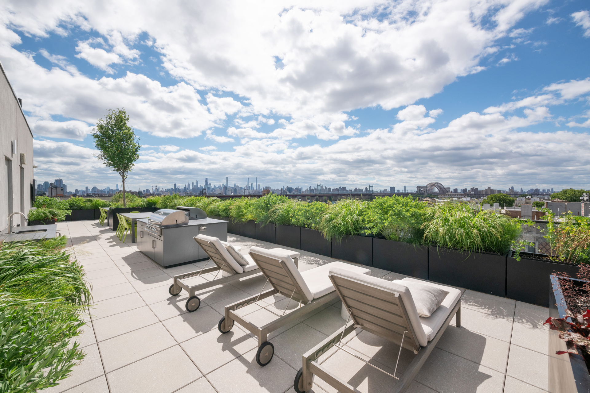 21-21 31st Street 3H Steinway-Ditmars Queens NY 11105