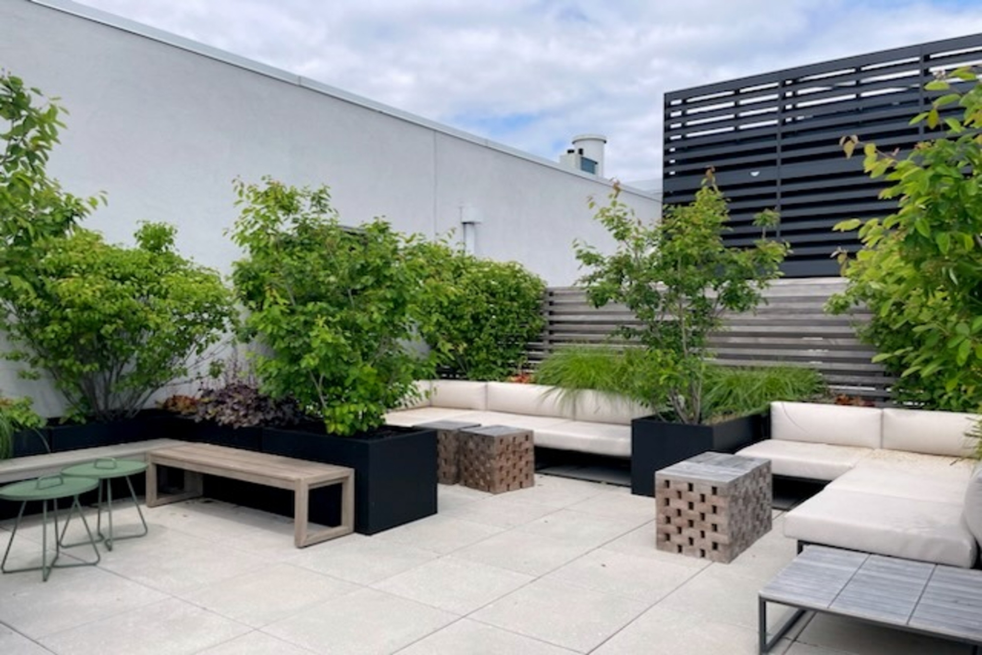 21-21 31st Street 3H Steinway-Ditmars Queens NY 11105