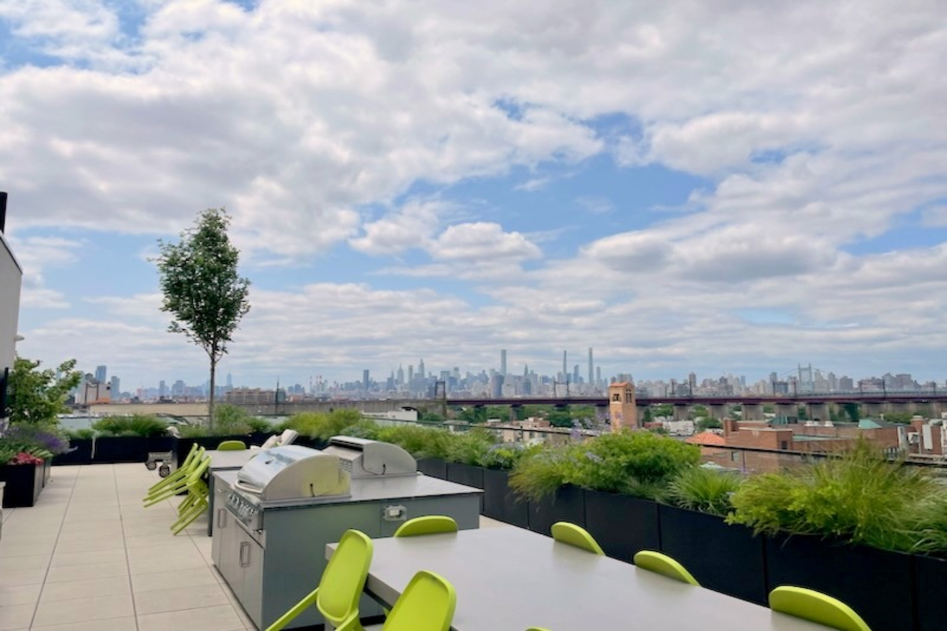 21-21 31st Street 3H Steinway-Ditmars Queens NY 11105