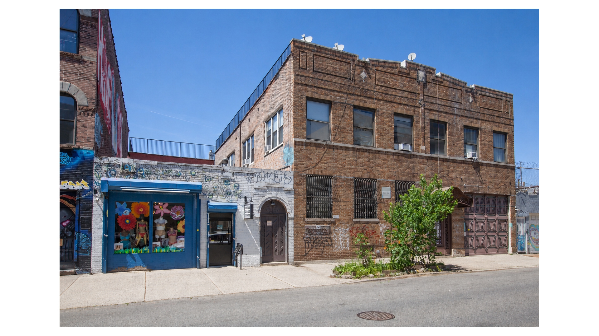 17 Thames Street East Williamsburg Brooklyn NY 11206