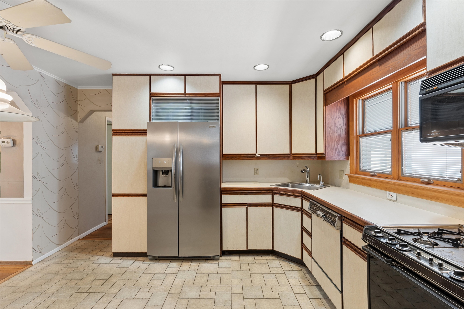 151-42 24th Avenue Whitestone Queens NY 11357
