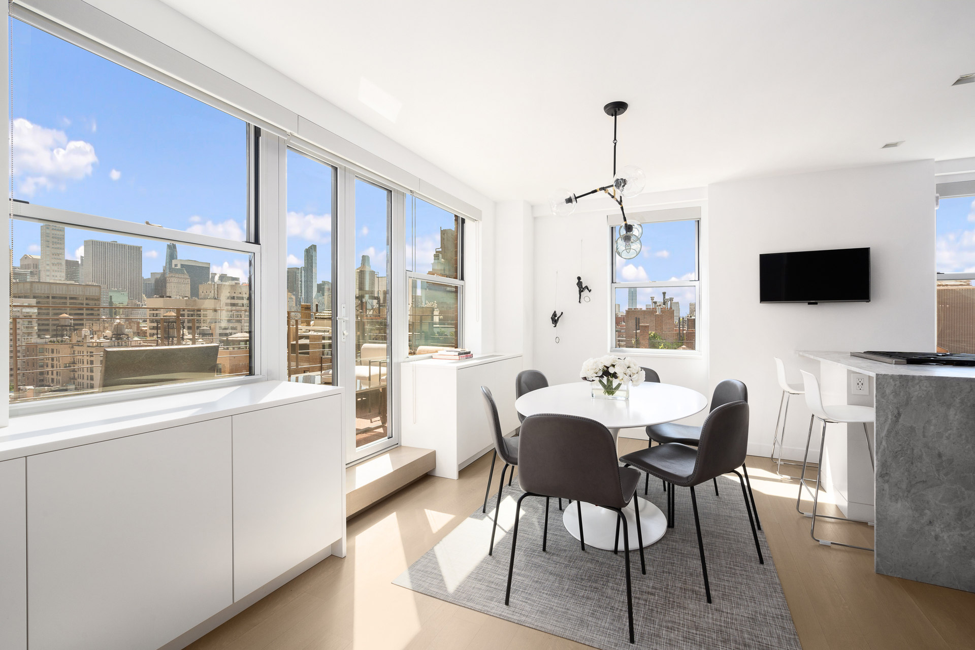 165 East 72nd Street 20A Upper East Side New York NY 10021