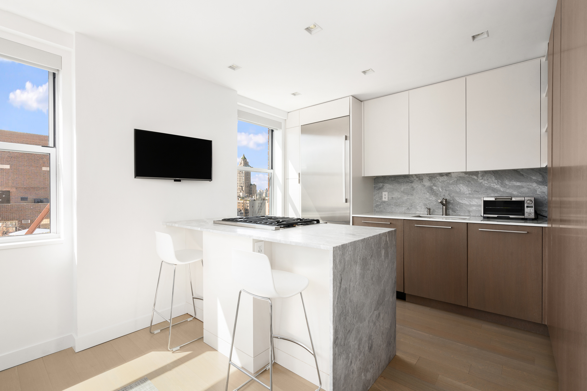 165 East 72nd Street 20A Upper East Side New York NY 10021