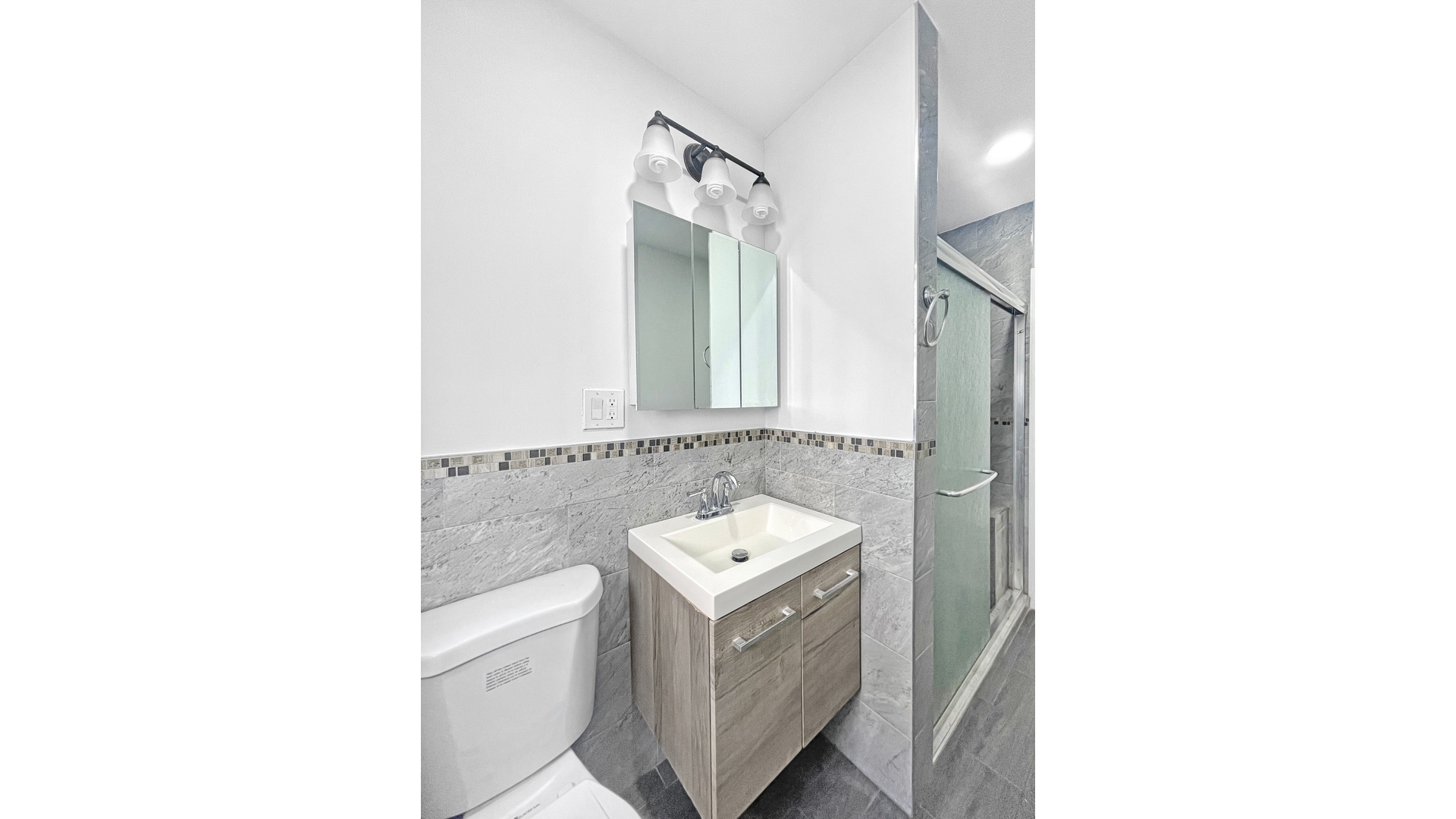 327 Midwood Street 2A Brooklyn NY 11225