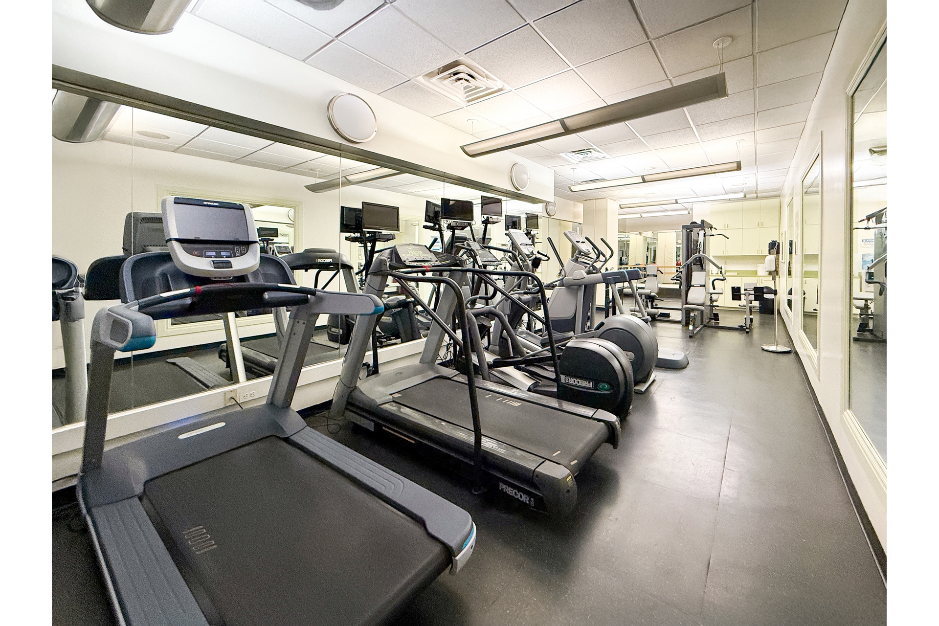 480 Park Avenue Midtown East New York NY 10022