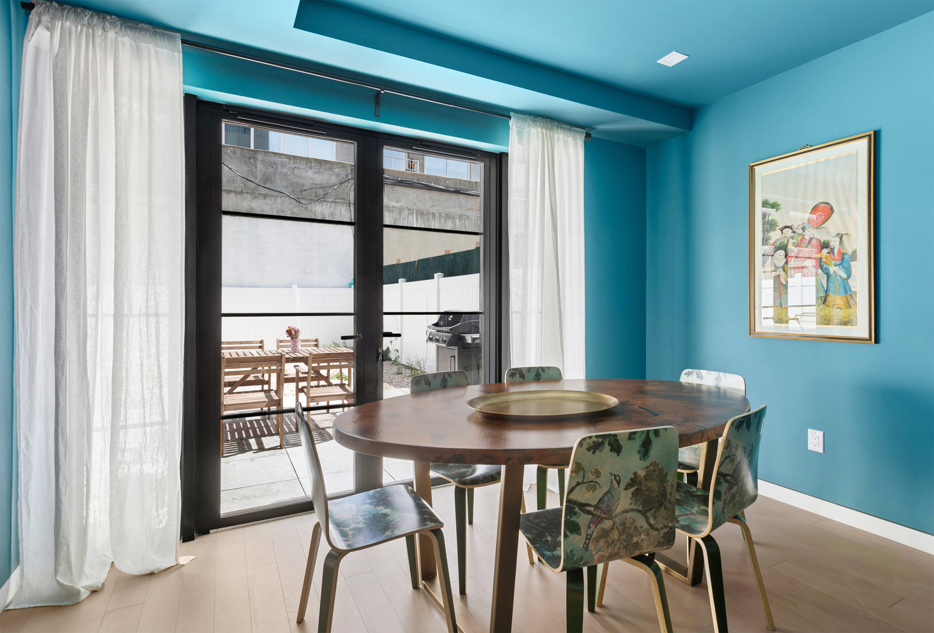 327 East 22nd Street THEAST Gramercy Park New York NY 10010