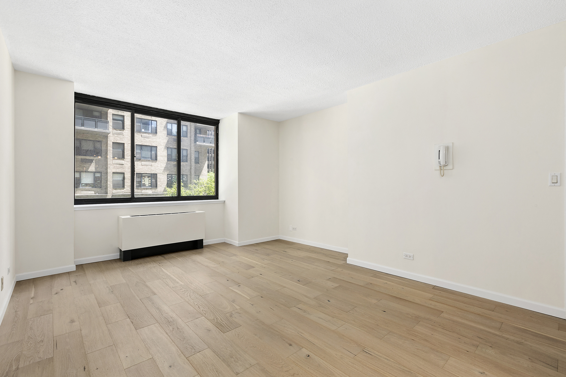 250 East 40th Street 3C Murray Hill New York NY 10016
