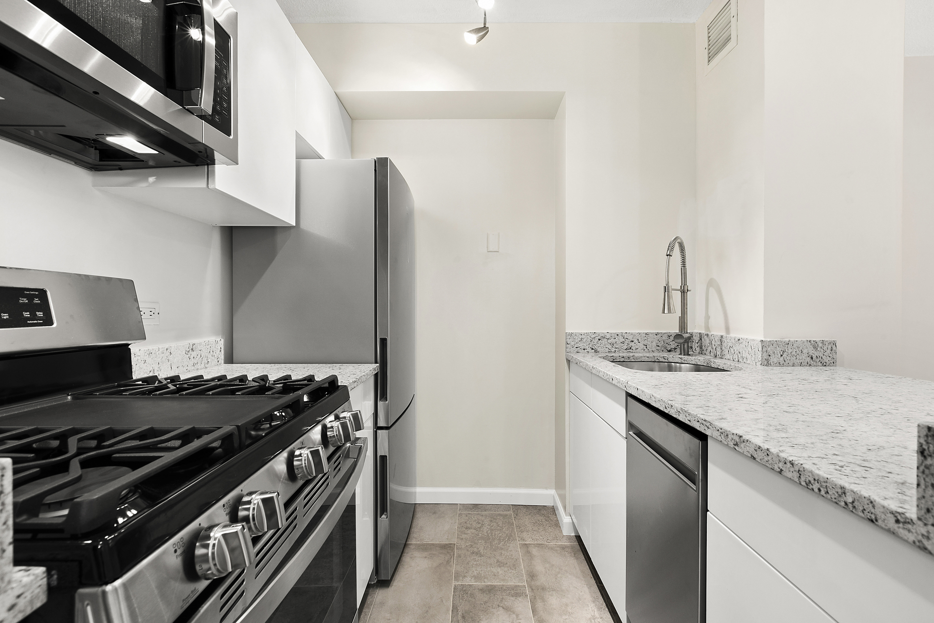 250 East 40th Street 3C Murray Hill New York NY 10016