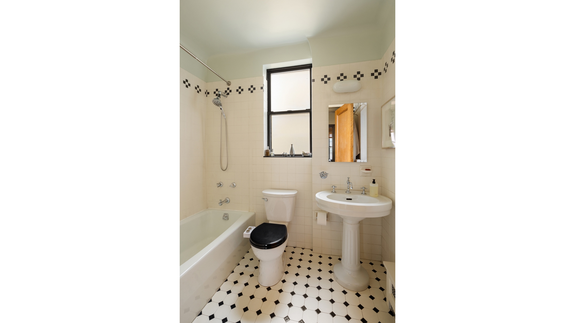 175 East 79th Street 14A Upper East Side New York NY 10075
