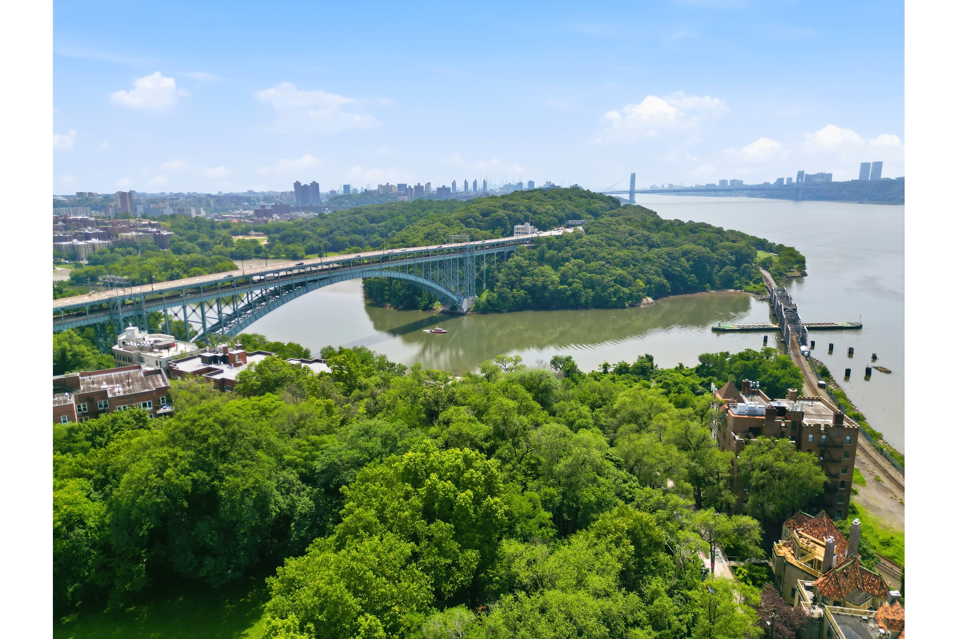 2575 Palisade Avenue 11J Spuyten Duyvil Bronx NY 10463