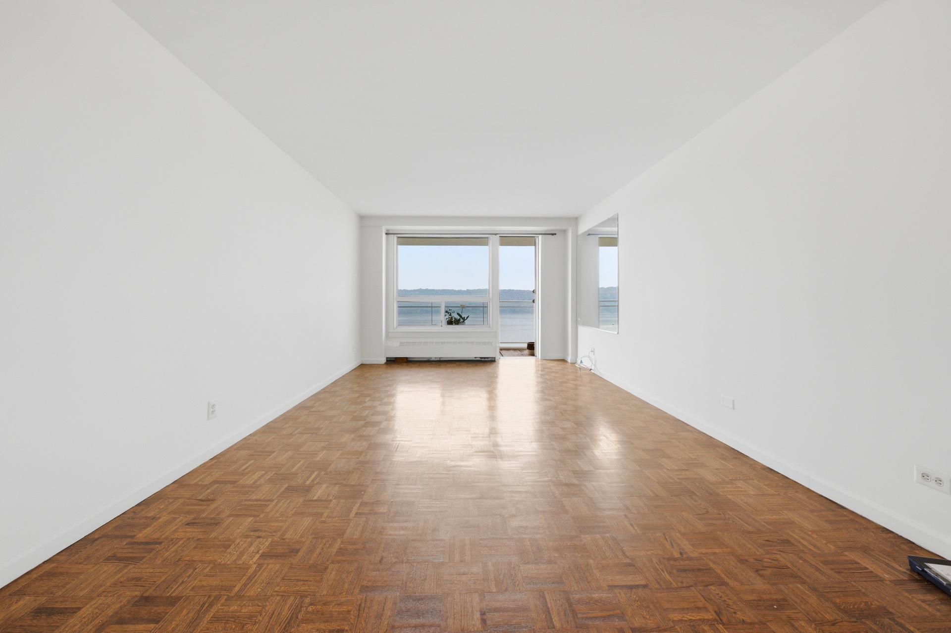 2575 Palisade Avenue 11J Spuyten Duyvil Bronx NY 10463
