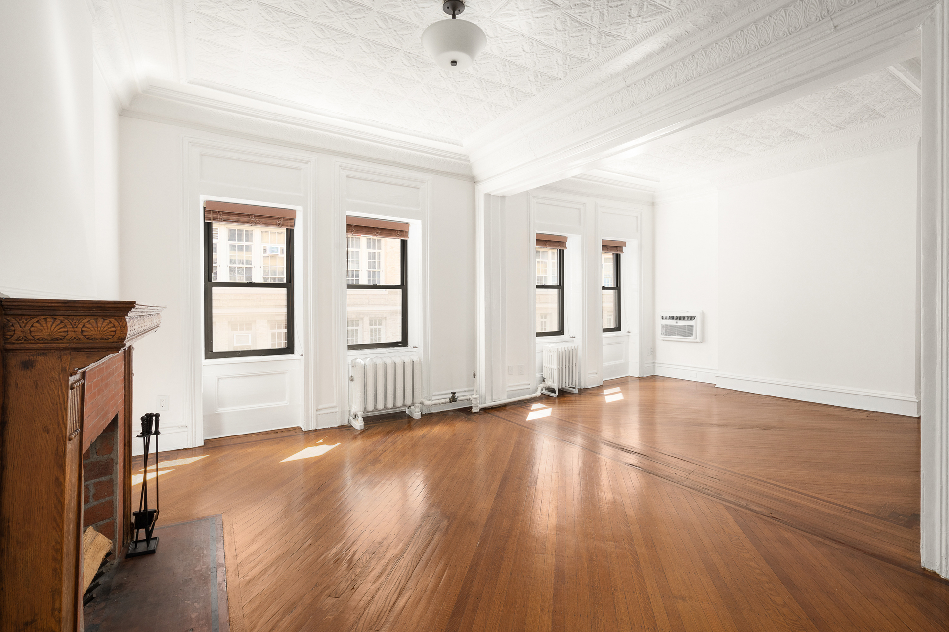 129 East 17th Street 5 Gramercy Park New York NY 10003