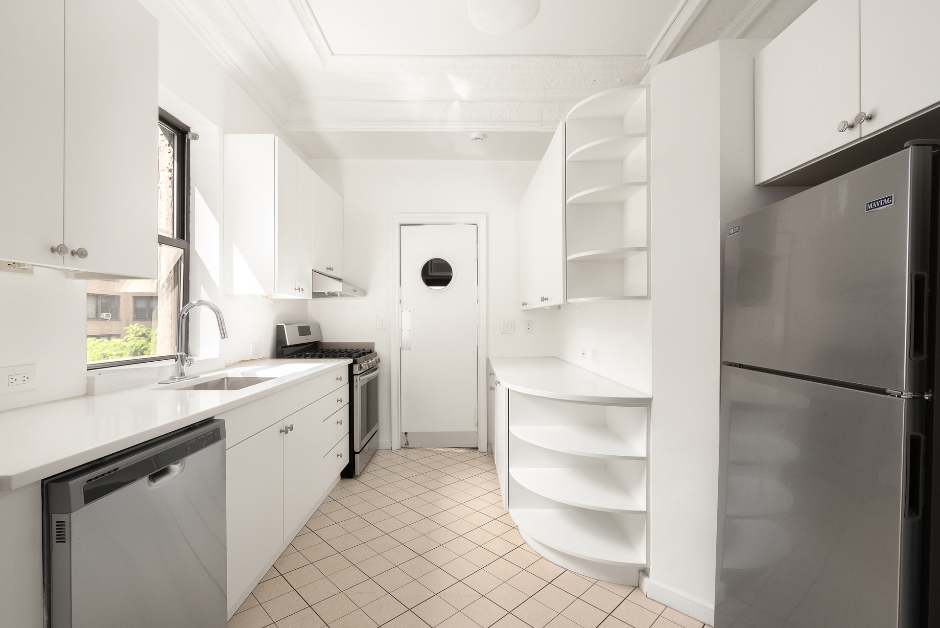 129 East 17th Street 5 Gramercy Park New York NY 10003