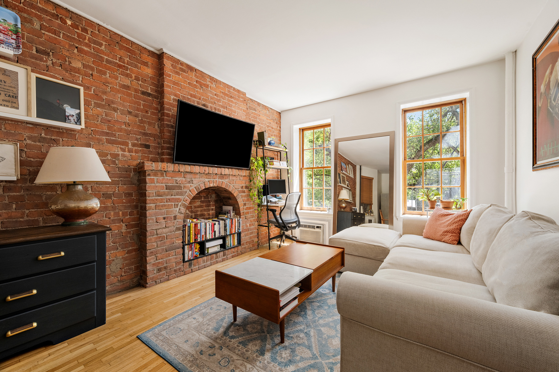 333 West 21st Street 1FE Chelsea New York NY 10011
