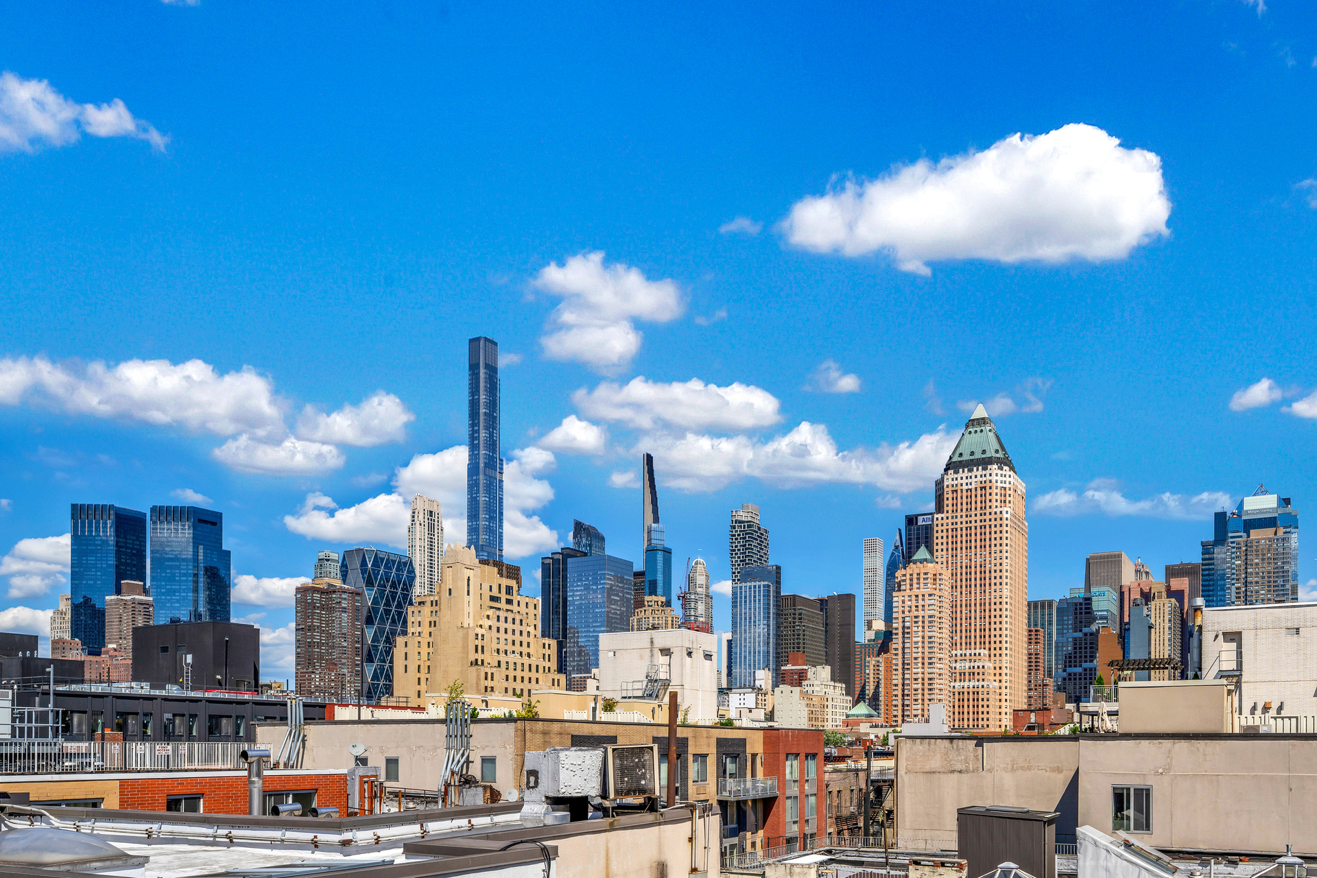 521 West 47th Street 4D Clinton New York NY 10036