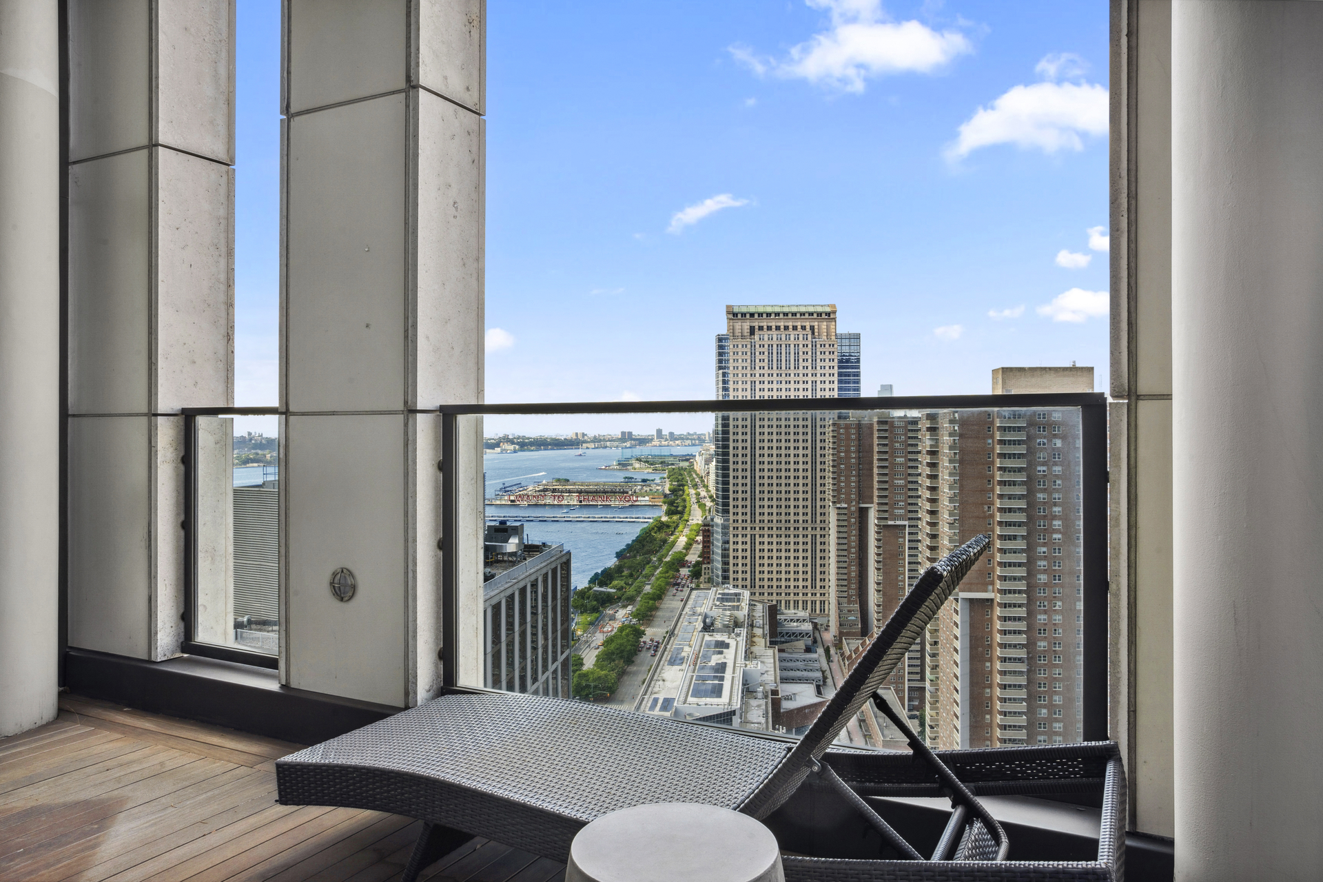 101 Warren Street 3250 Tribeca New York NY 10007