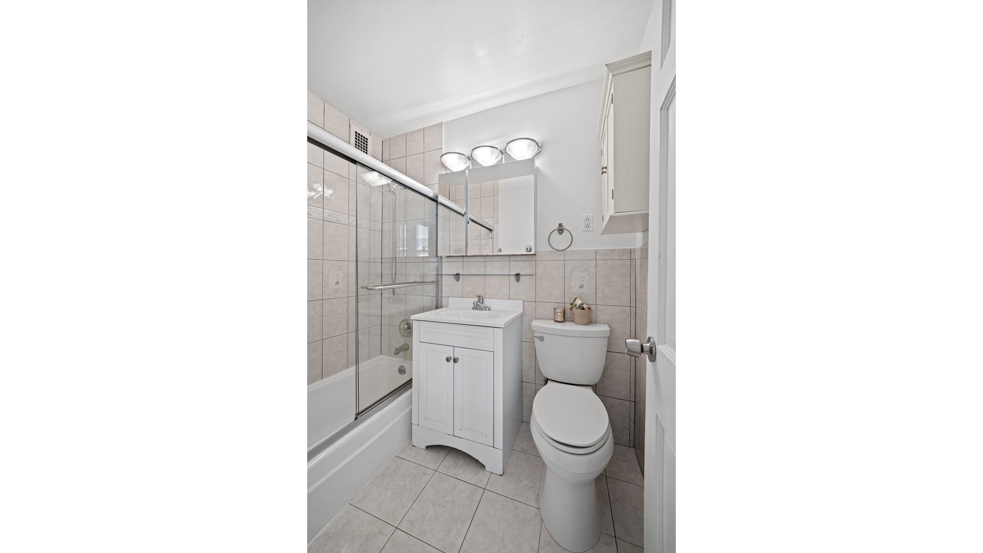 555 Kappock Street 12A Spuyten Duyvil Bronx NY 10463