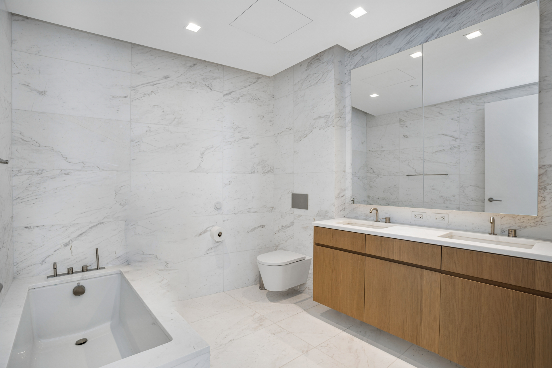 611 West 56th Street 17B Clinton New York NY 10019