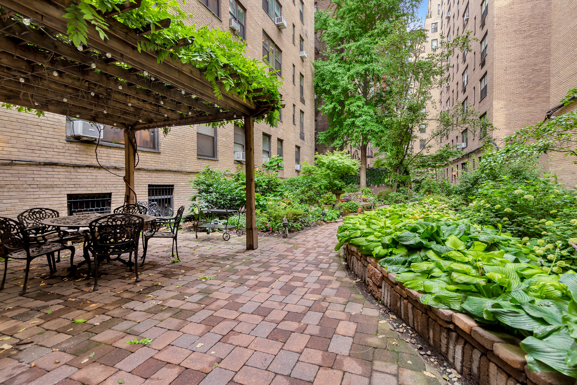 424 East 52nd Street 3A Beekman Place New York NY 10022