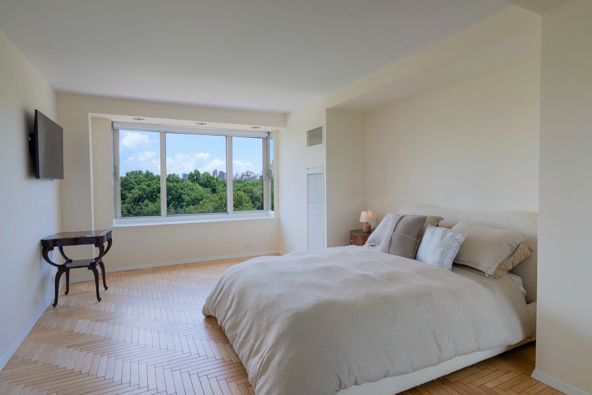 106 Central Park South 8A Central Park South New York NY 10019