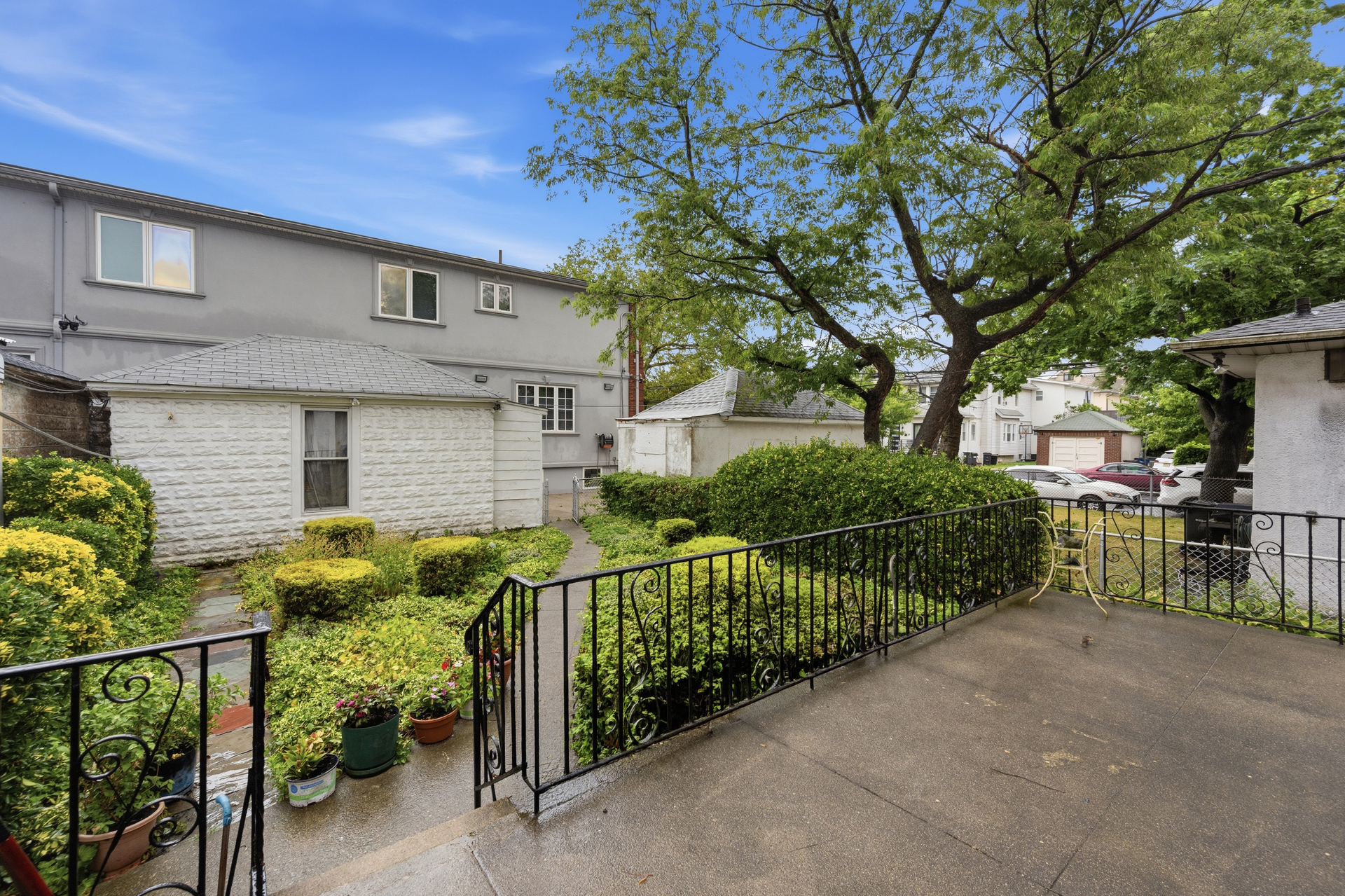 2019 Avenue R Madison Brooklyn NY 11229
