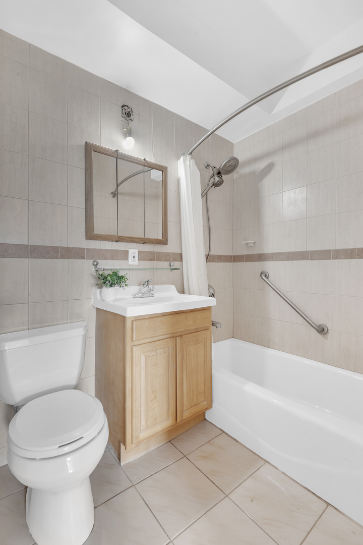 34 Plaza Street East 607 Prospect Heights Brooklyn NY 11238