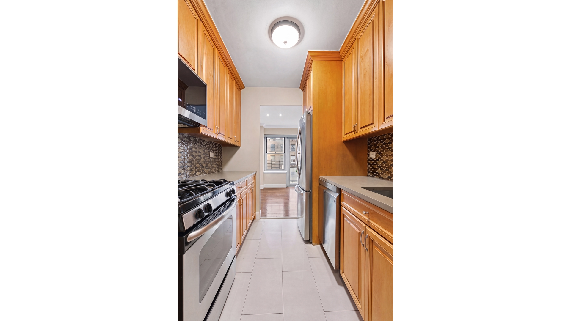 118 East 60th Street 8CD Upper East Side New York NY 10022