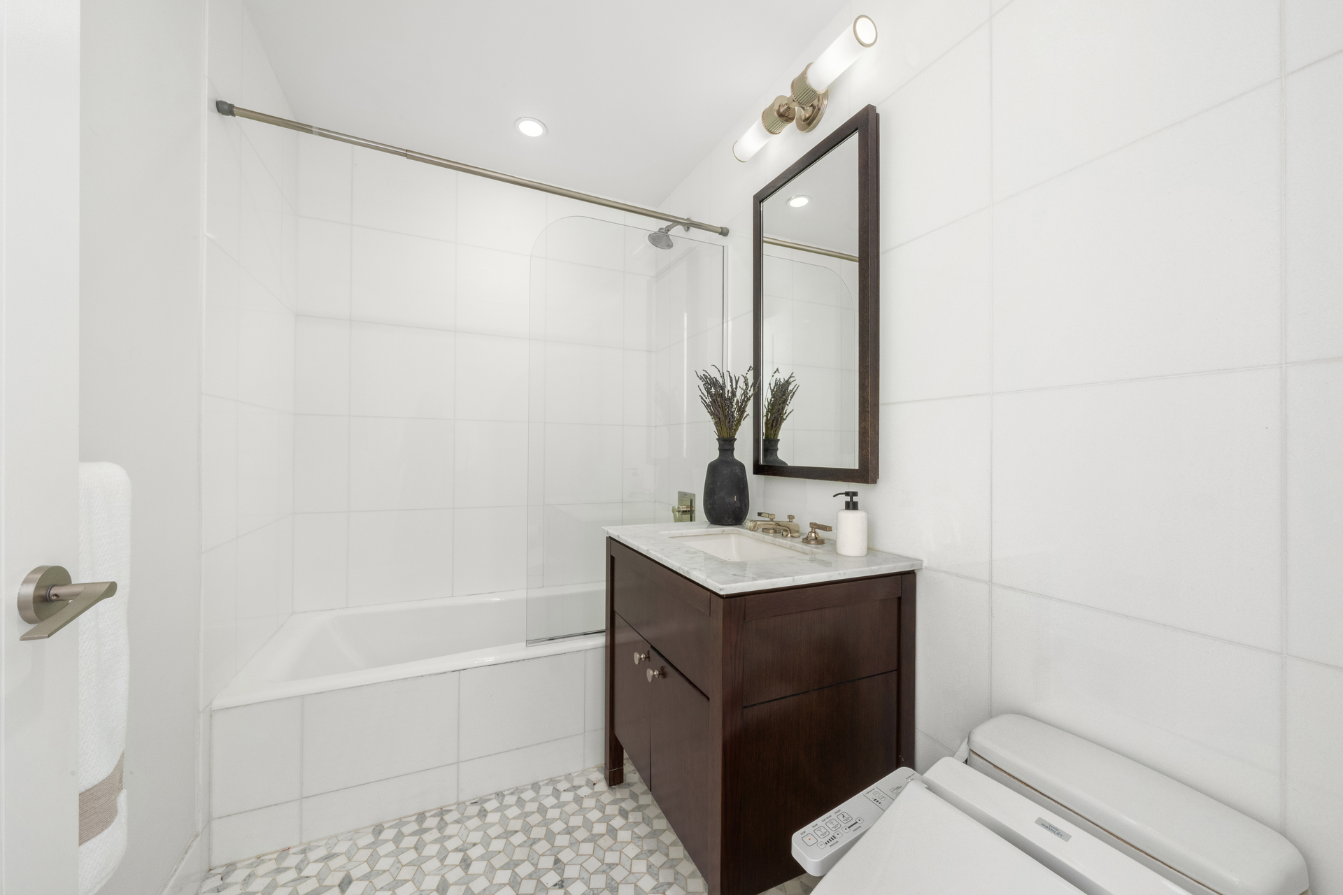 80 Riverside Blvd. 37A Lincoln Square New York NY 10069