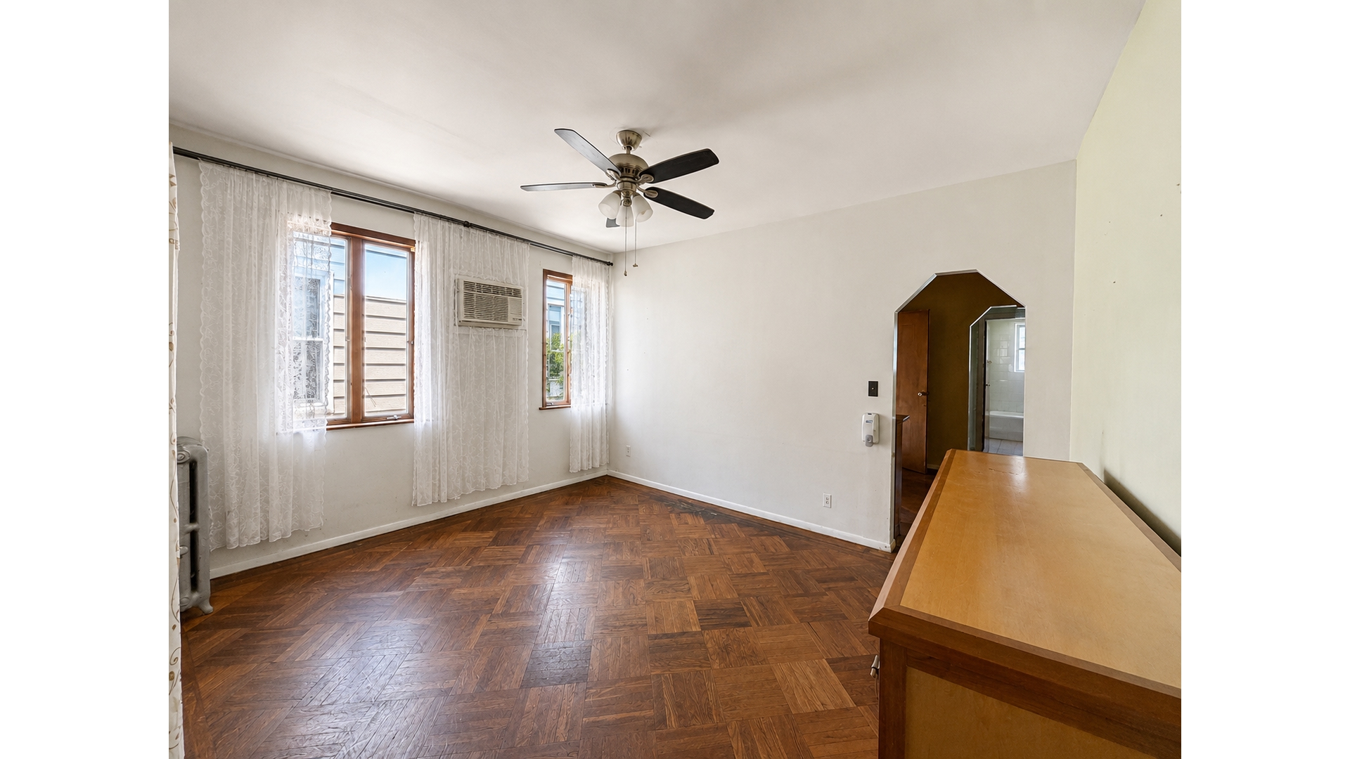 2053 West 13th Street Gravesend Brooklyn NY 11223