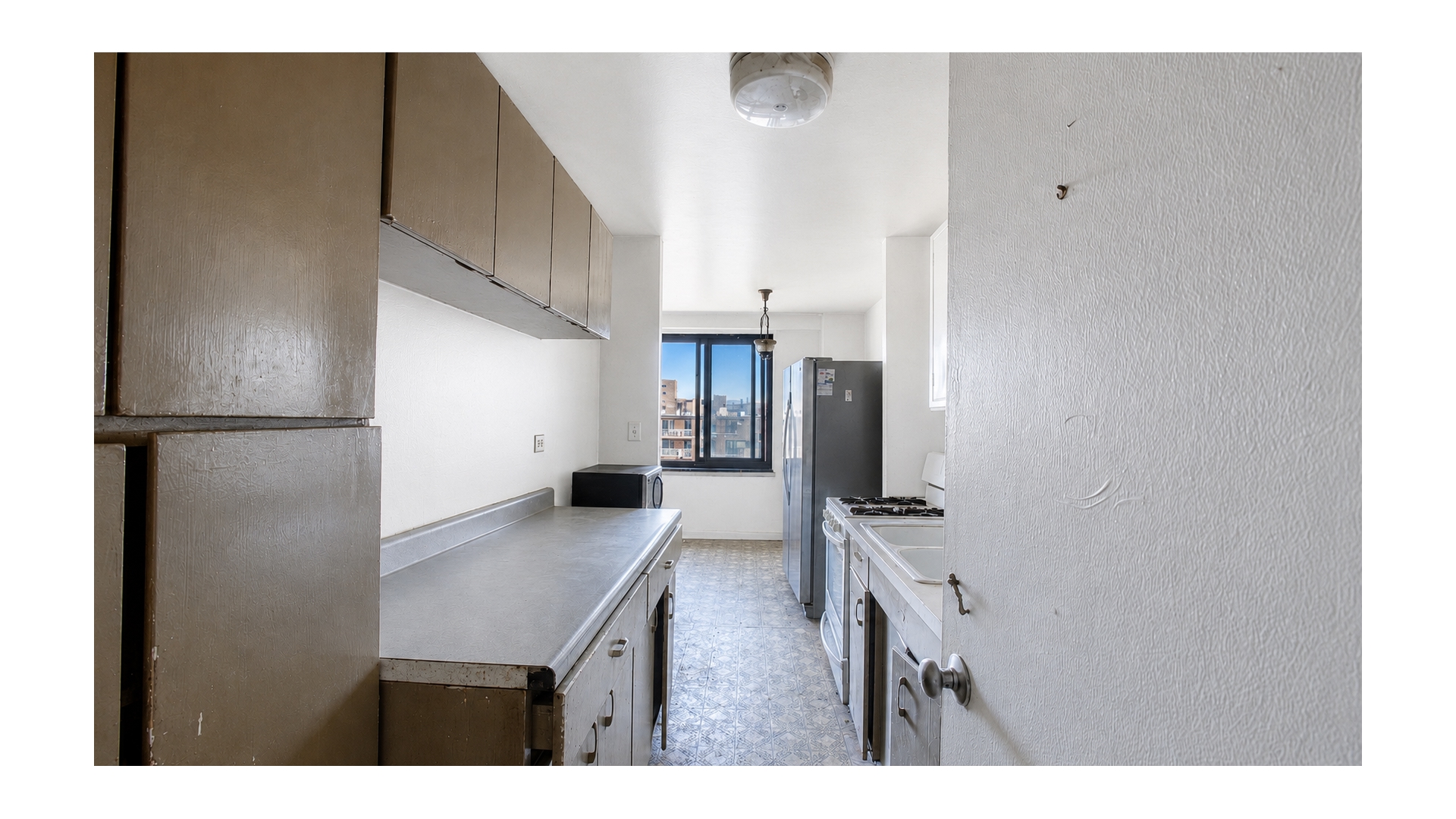 185 Hall Street Clinton Hill Brooklyn NY 11205