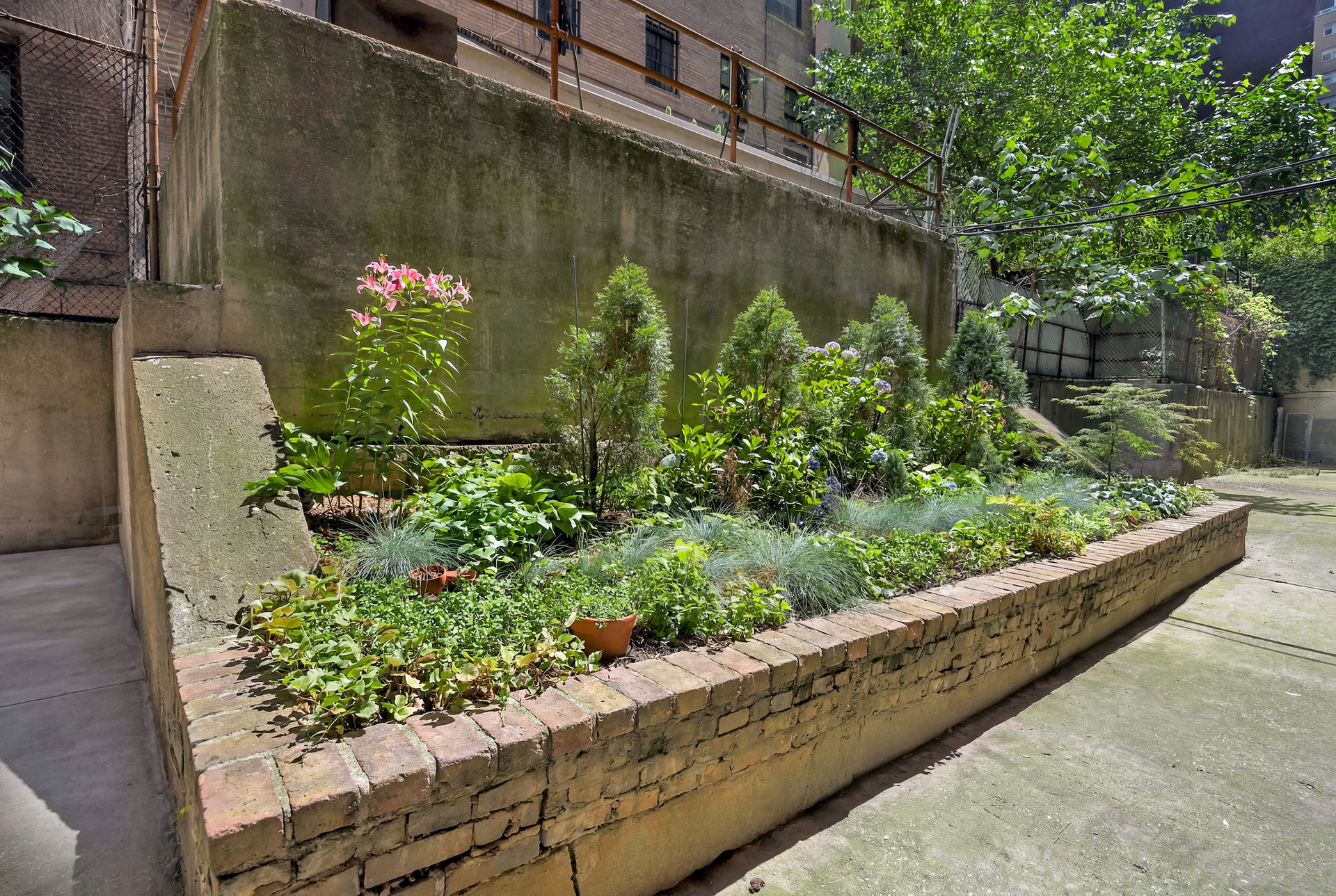315 East 56th Street GRA Sutton Place New York NY 10022