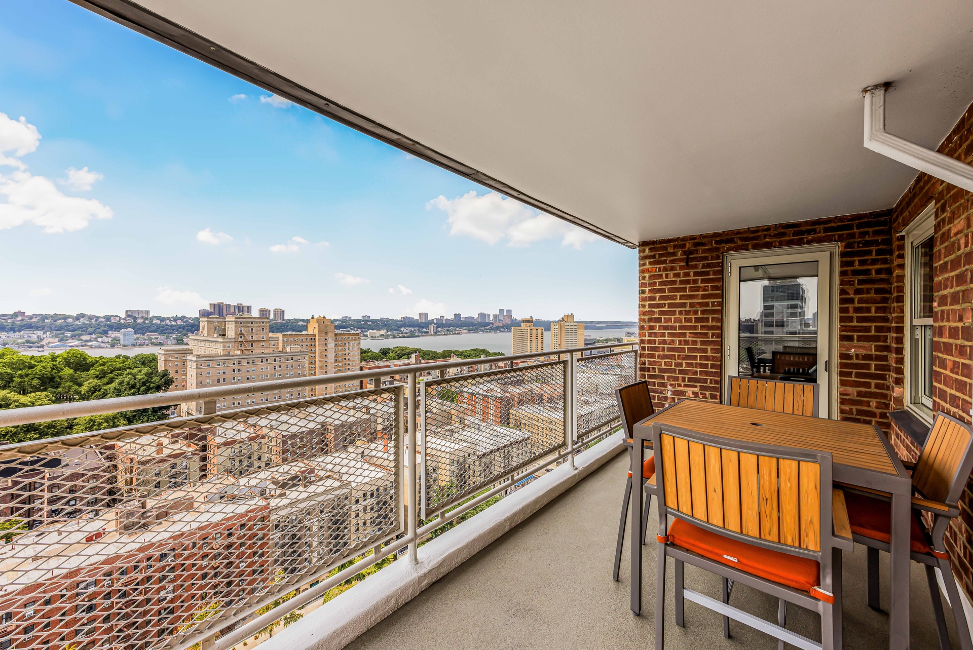 549 West 123rd Street 21H Morningside Heights New York NY 10027