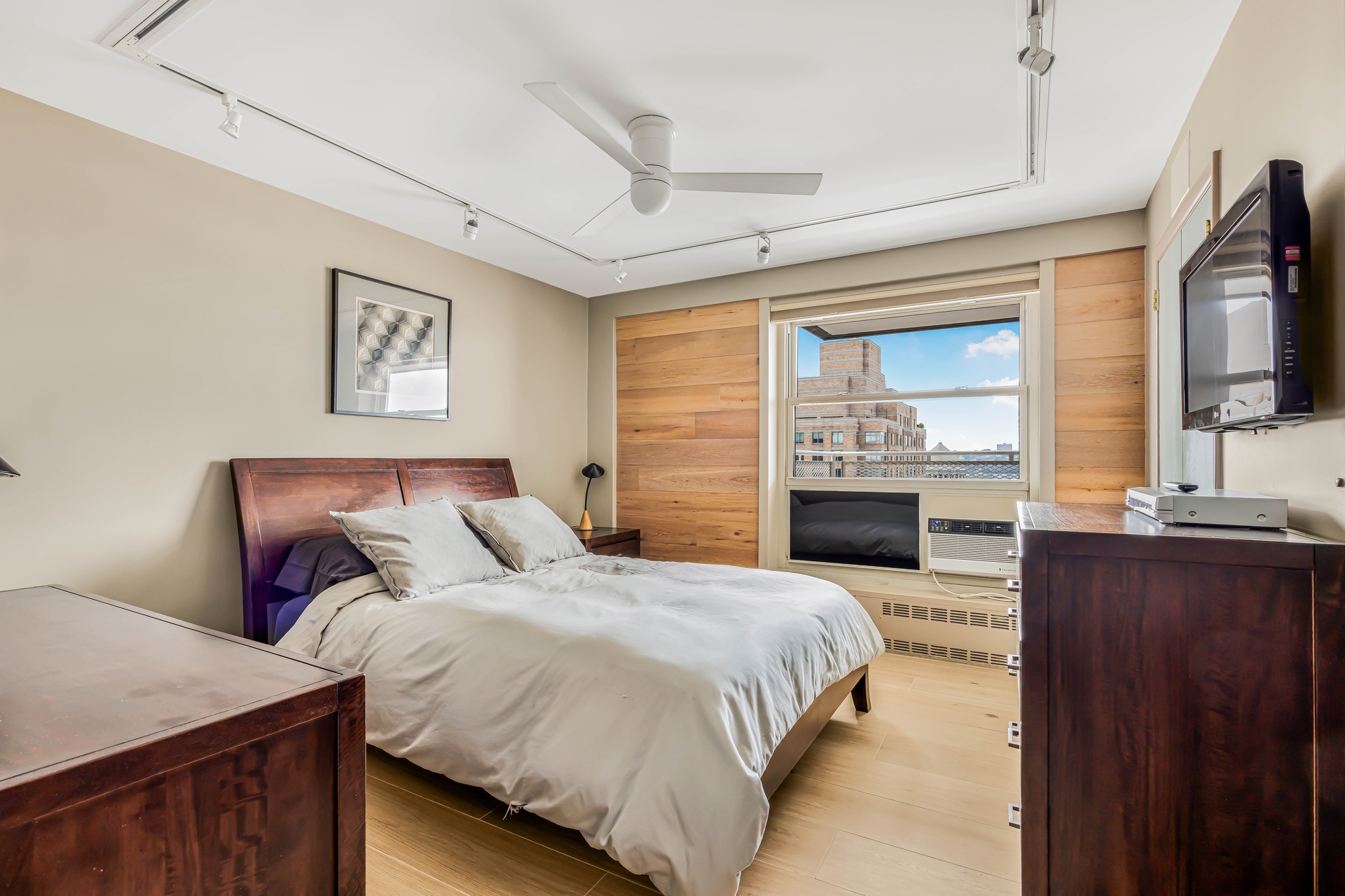 549 West 123rd Street 21H Morningside Heights New York NY 10027