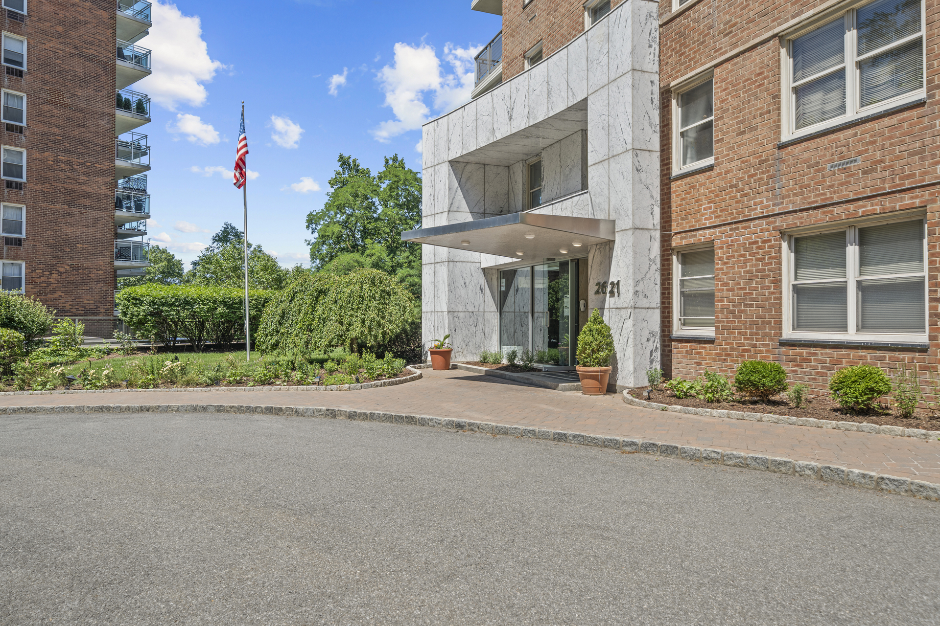 2621 Palisade Avenue 12C Spuyten Duyvil Bronx NY 10463