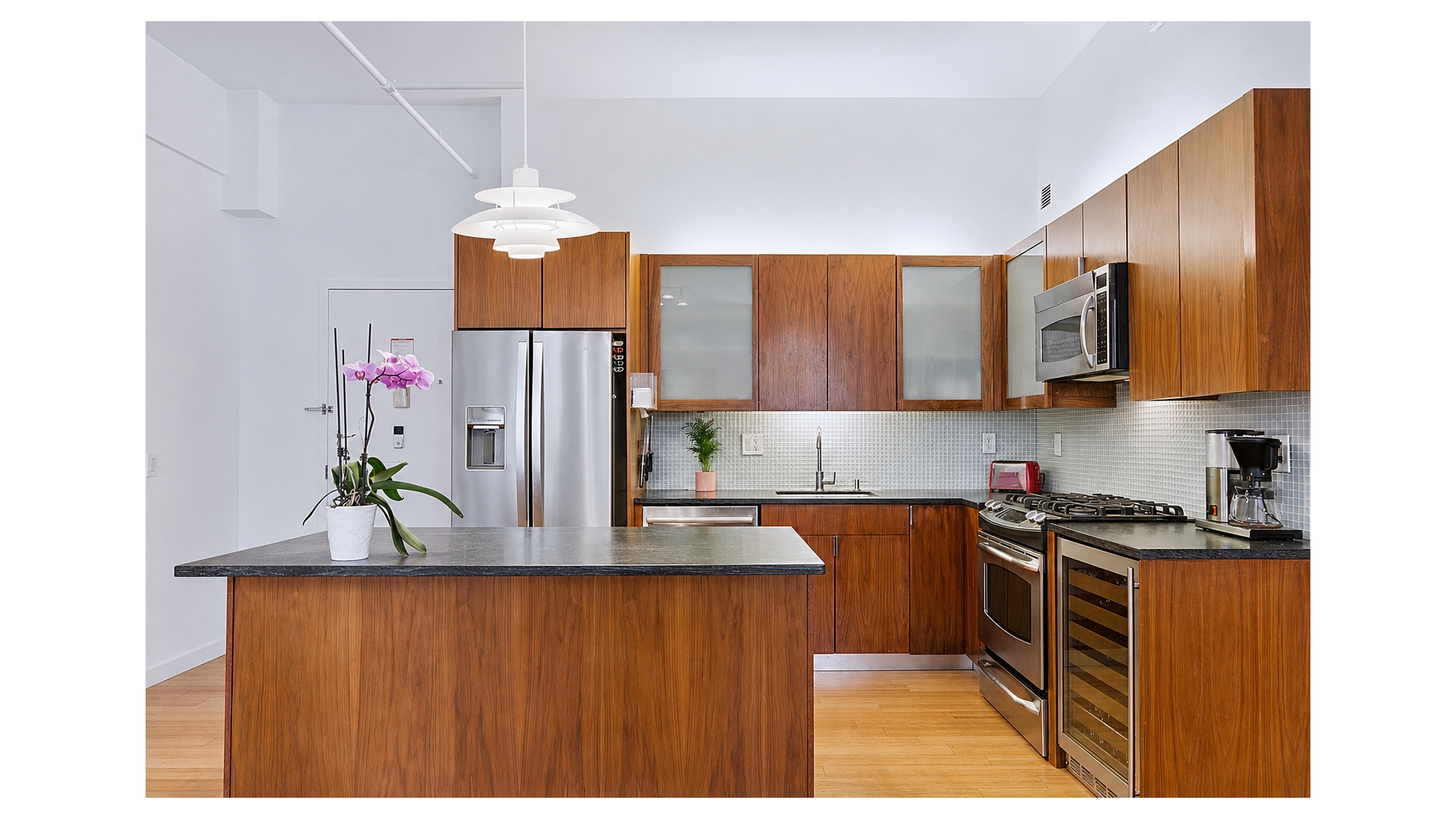 365 Bridge Street 8O Downtown Brooklyn NY 11201