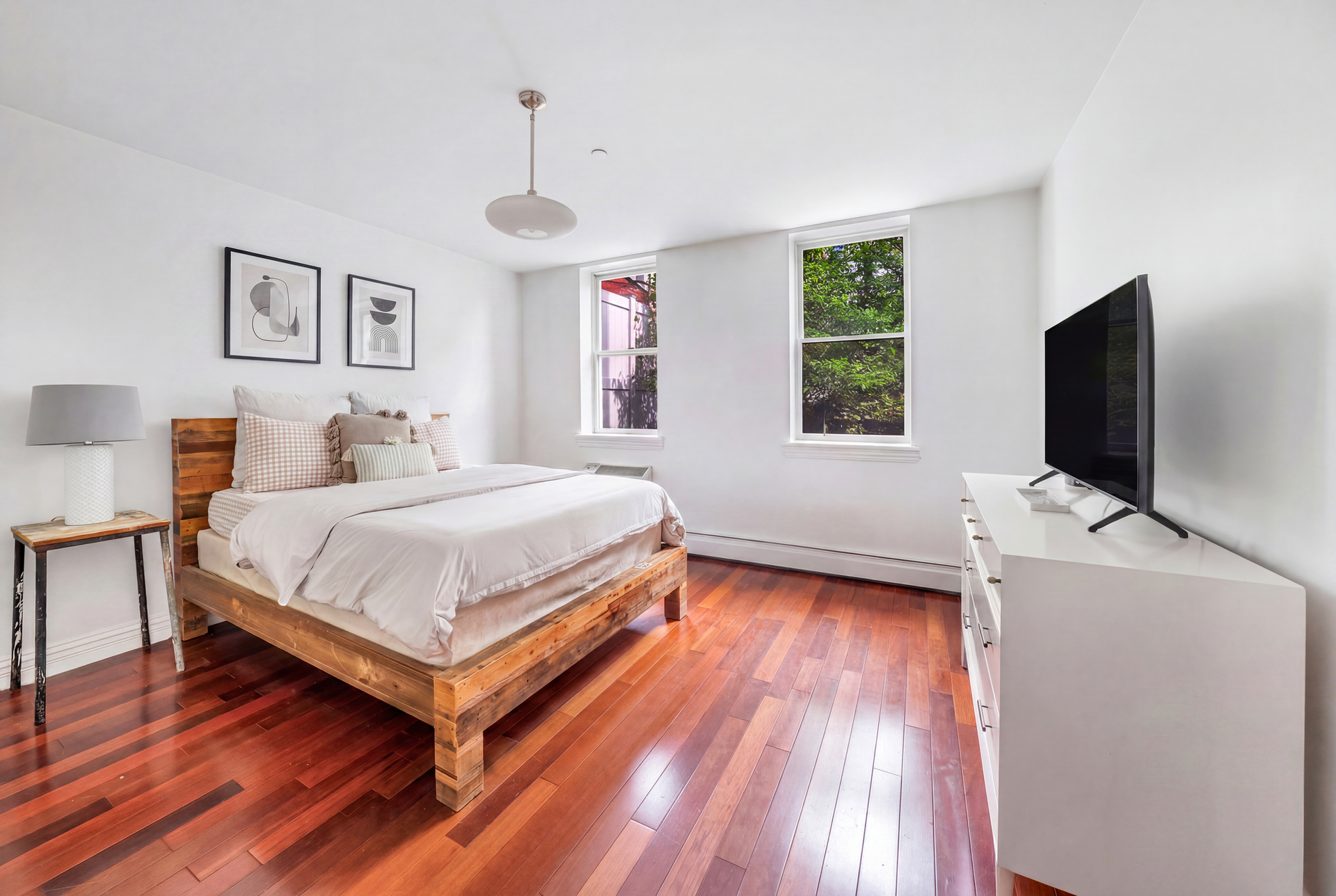 127 4th Place 1B Carroll Gardens Brooklyn NY 11231