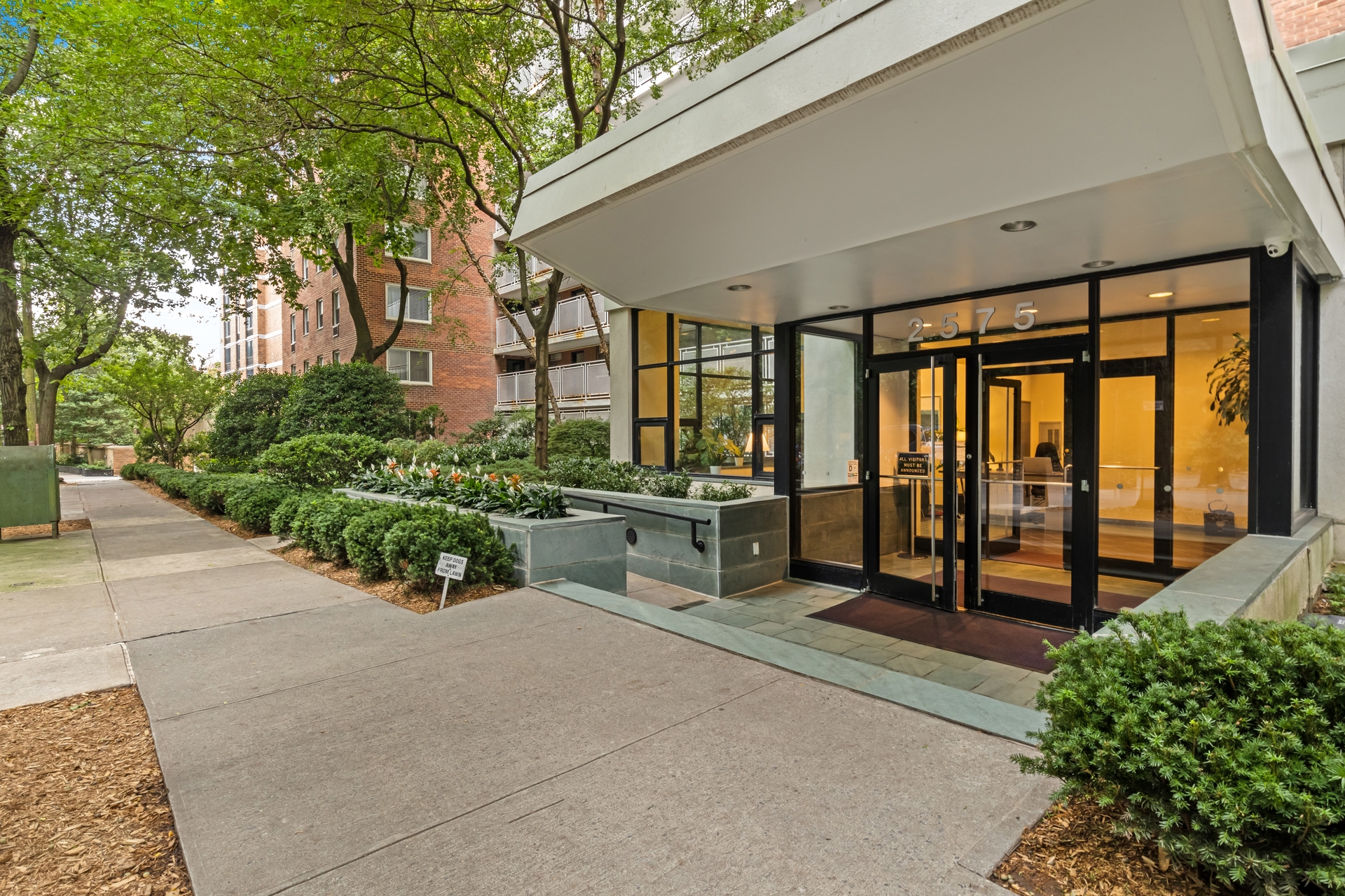 2575 Palisade Avenue 12AB Spuyten Duyvil Bronx NY 10463