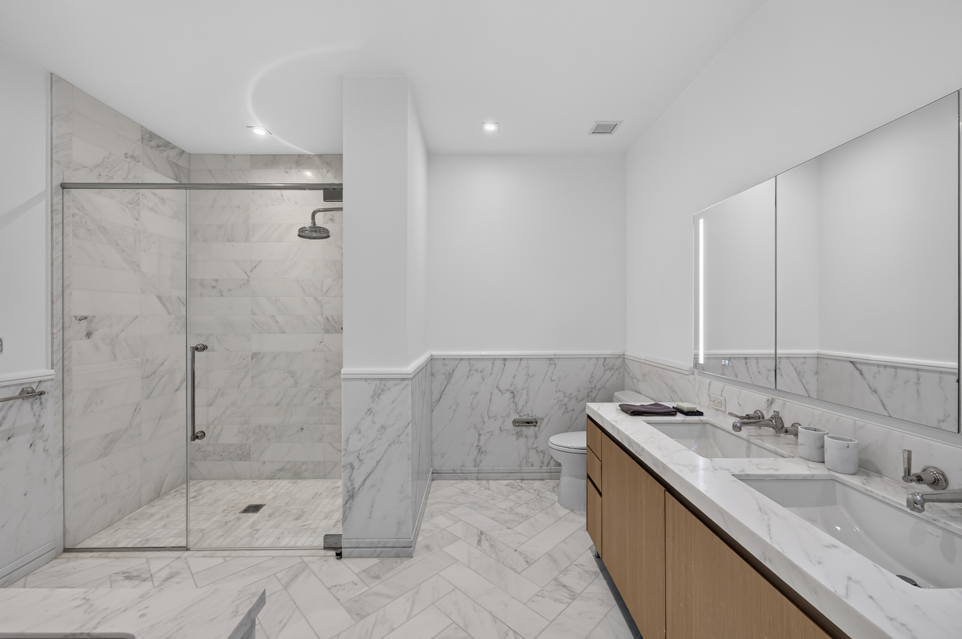 215 East 19th Street 1G Gramercy Park New York NY 10003
