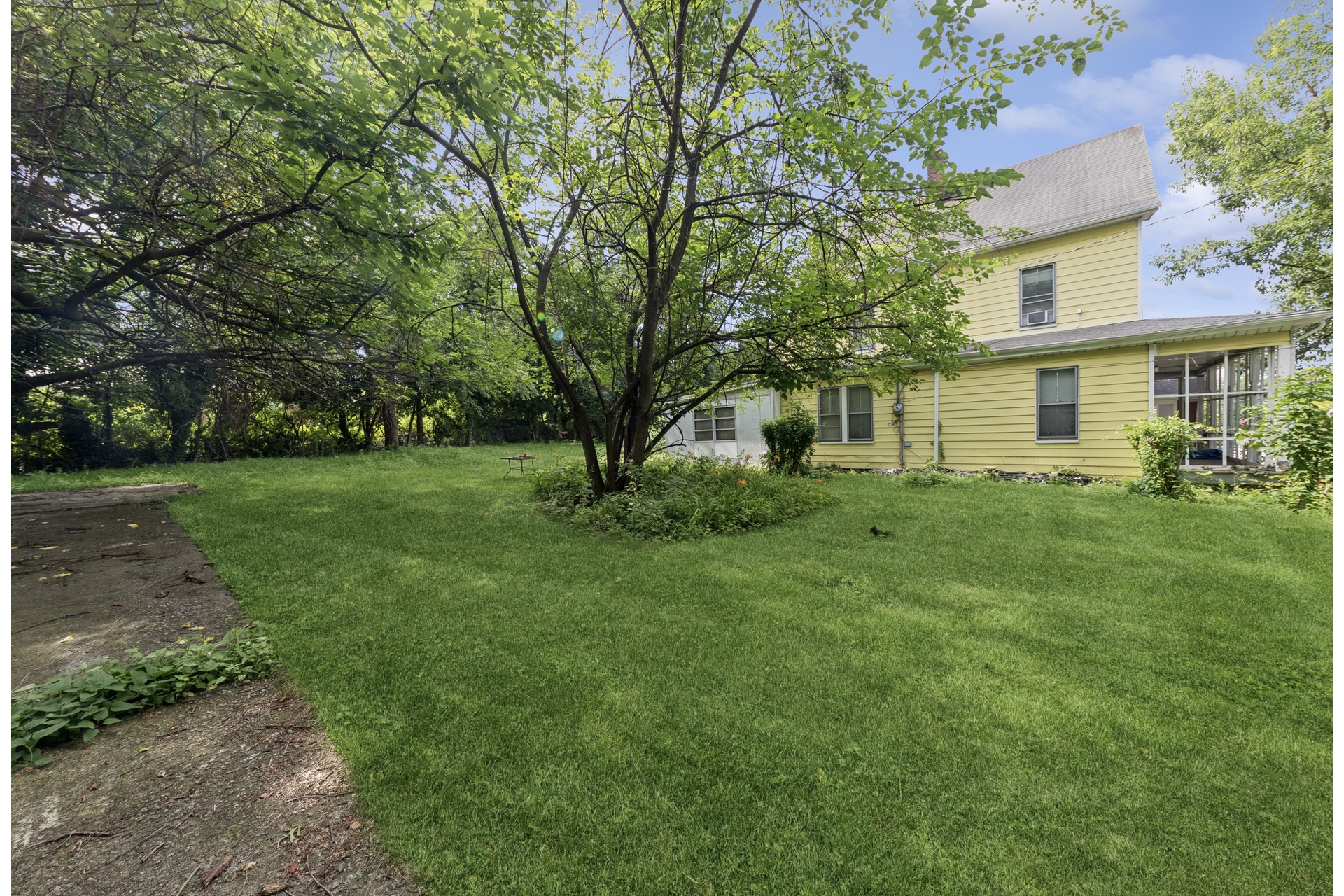 2138 Reeds Mill Lane Baychester Bronx NY 10475