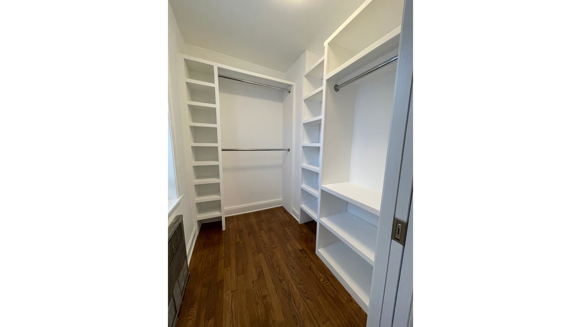 5730 Mosholu Avenue 3G North Riverdale Bronx NY 10471