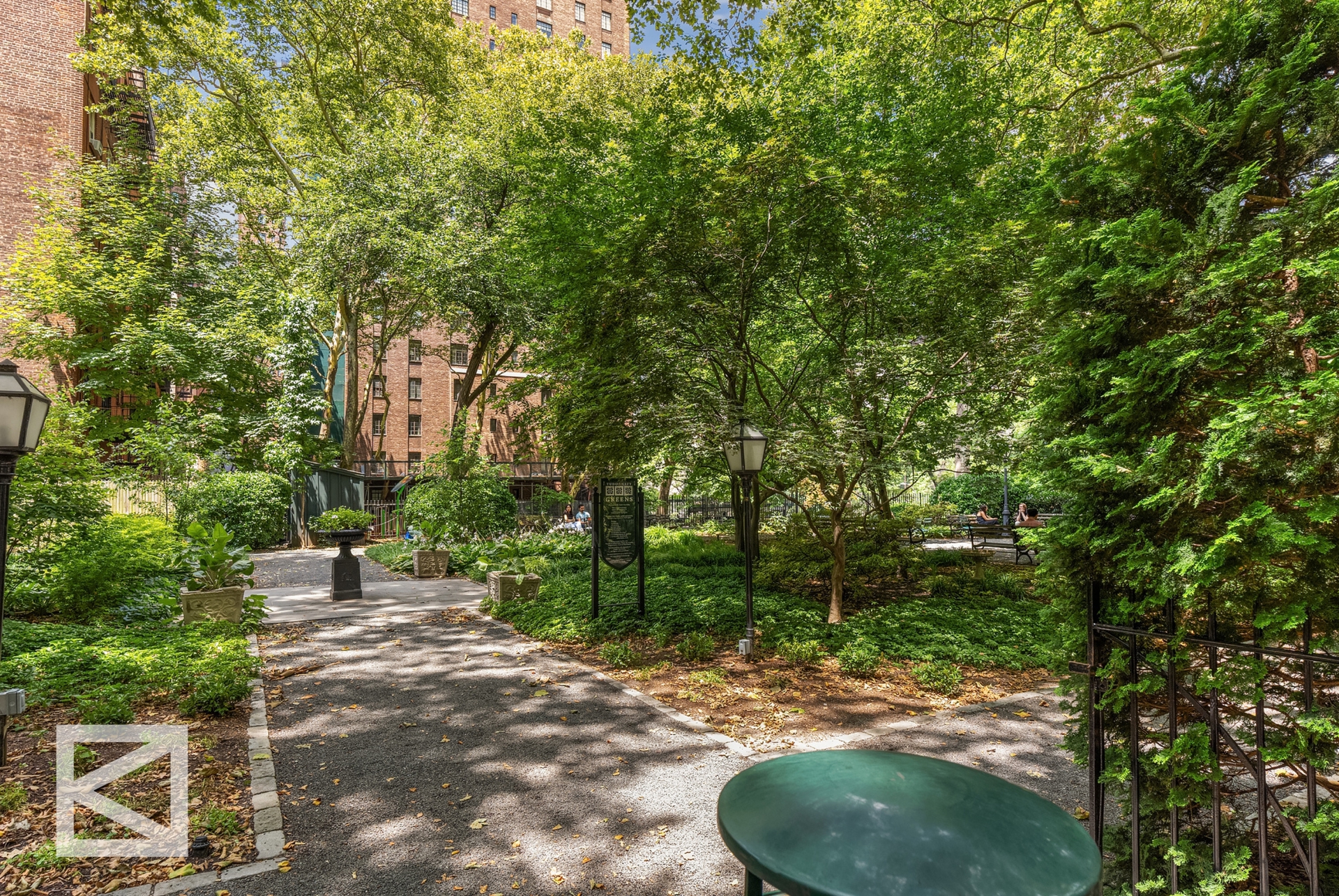 320 East 42nd Street 2403 Tudor City New York NY 10017