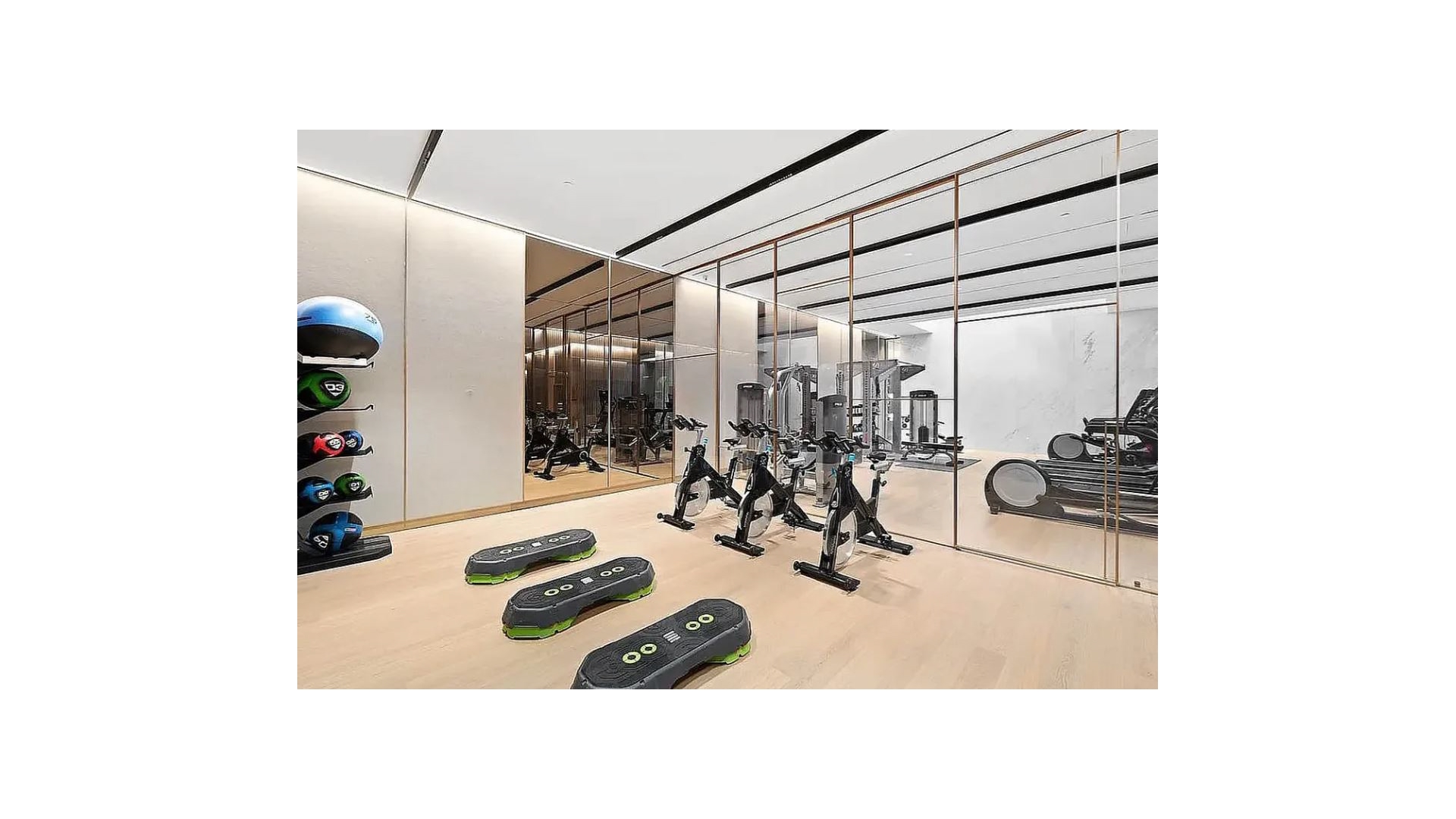 500 West 45th Street 509 Clinton New York NY 10036