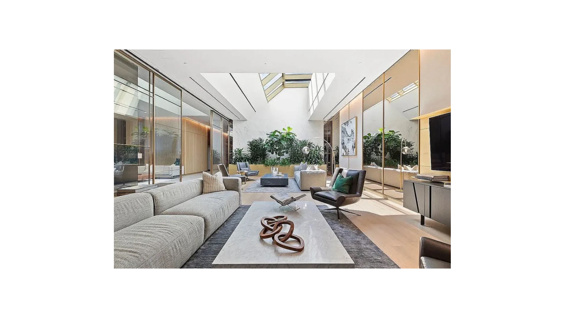 500 West 45th Street 509 Clinton New York NY 10036