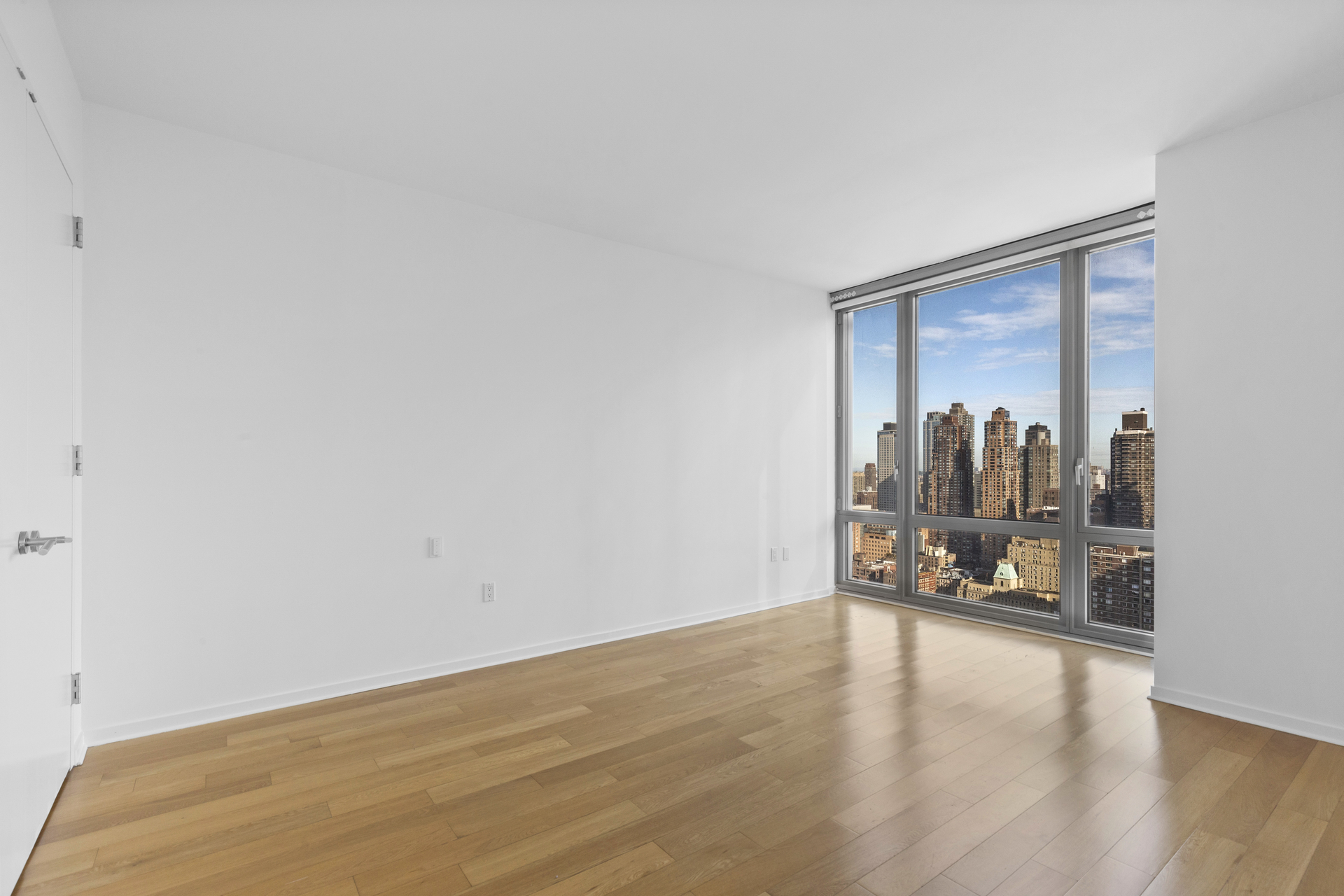 310 West 52nd Street 36J Clinton New York NY 10019