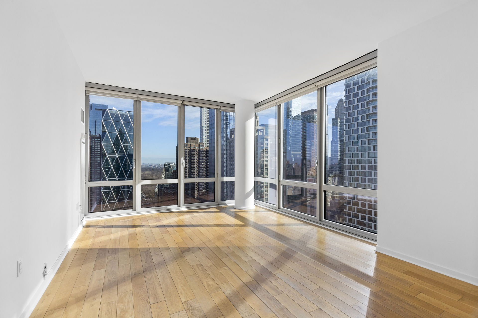 310 West 52nd Street 36J Clinton New York NY 10019