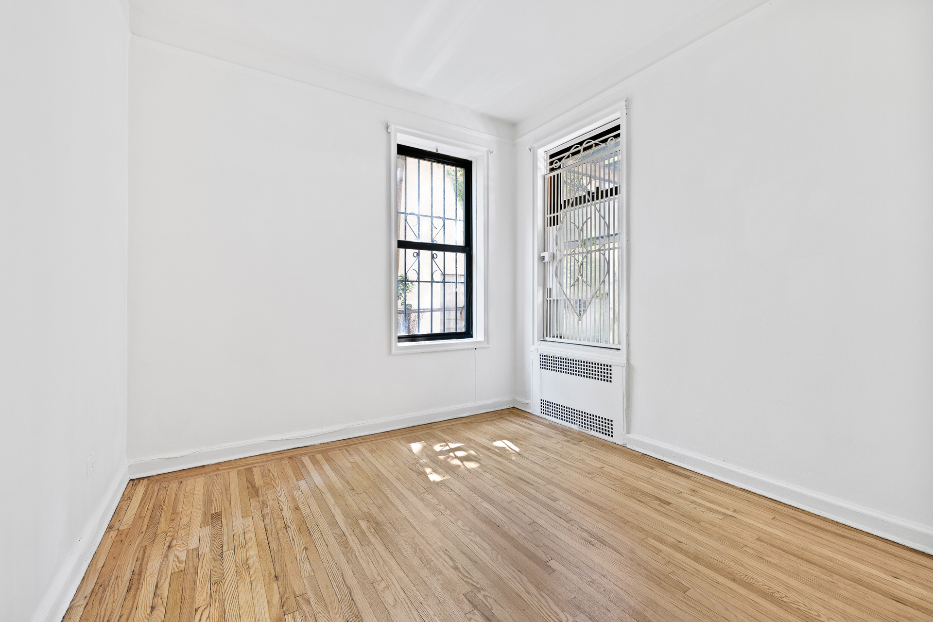 20 Clinton Street 1F Lower East Side New York NY 10002