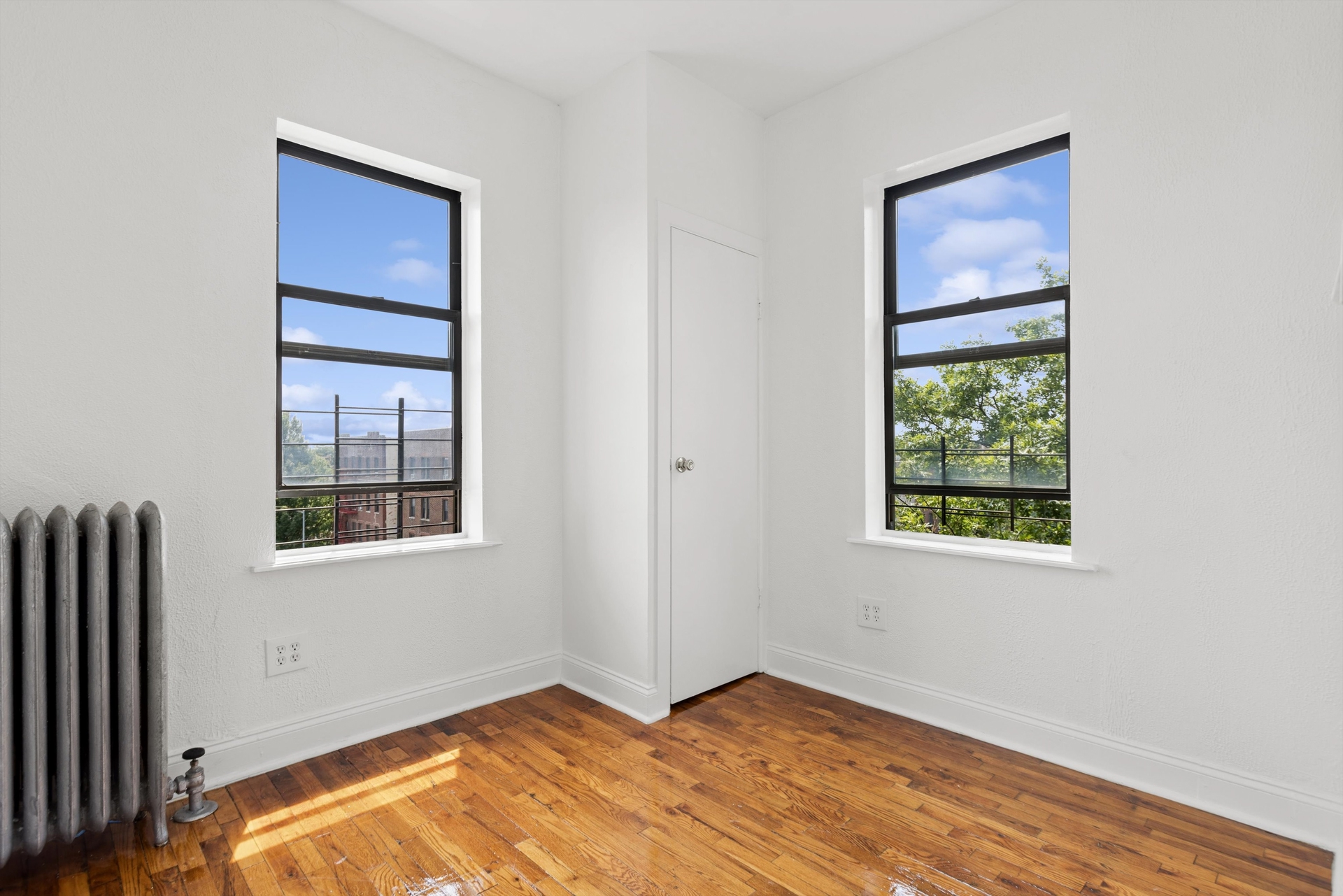 48-55 46th Street 5F Woodside Queens NY 11377